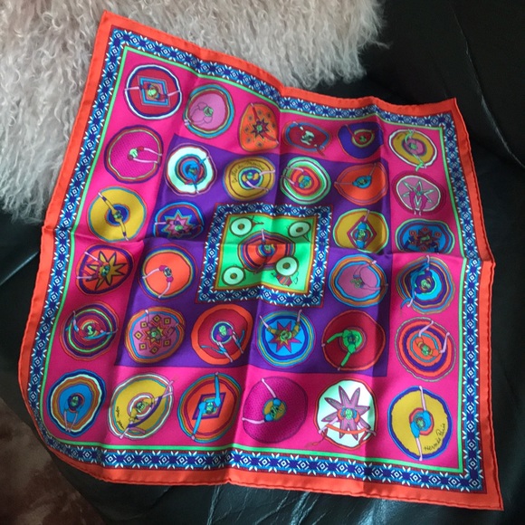 Hermes Accessories - Rare Hermès Belle du Mexique / Dancers Silk Square
